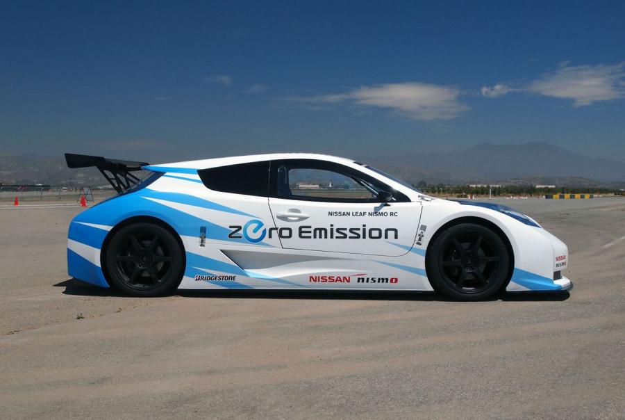  Nissan Leaf NISMO RC Concept 2013 года  (фото 5 из 27)